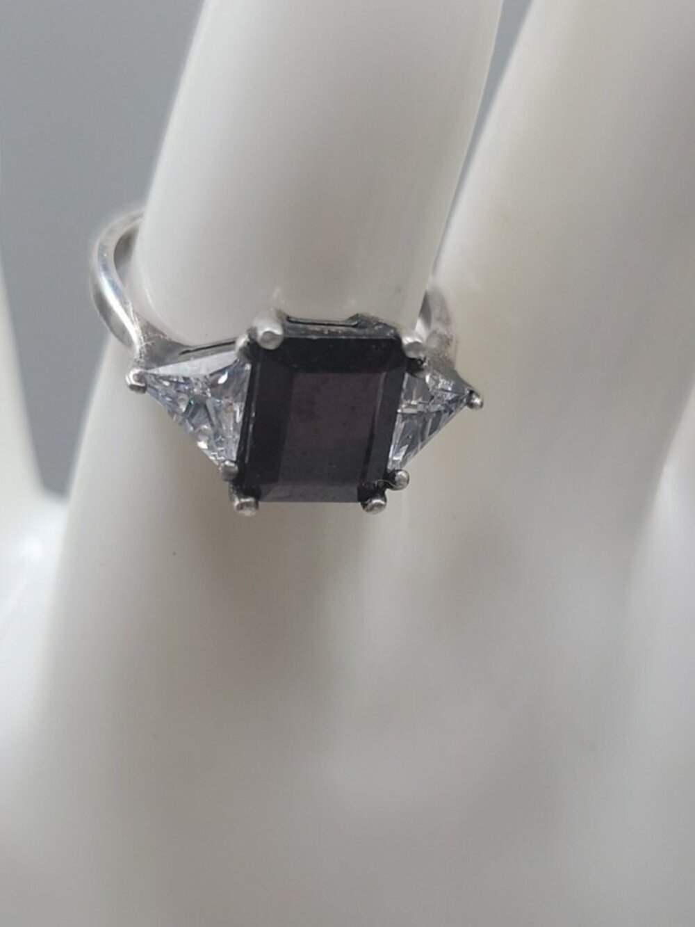 JC Sipes Sterling Silver Pyrope Garnet Ring Trillion Cut Cubic Zirconia SZ 9 - Picture 10 of 15